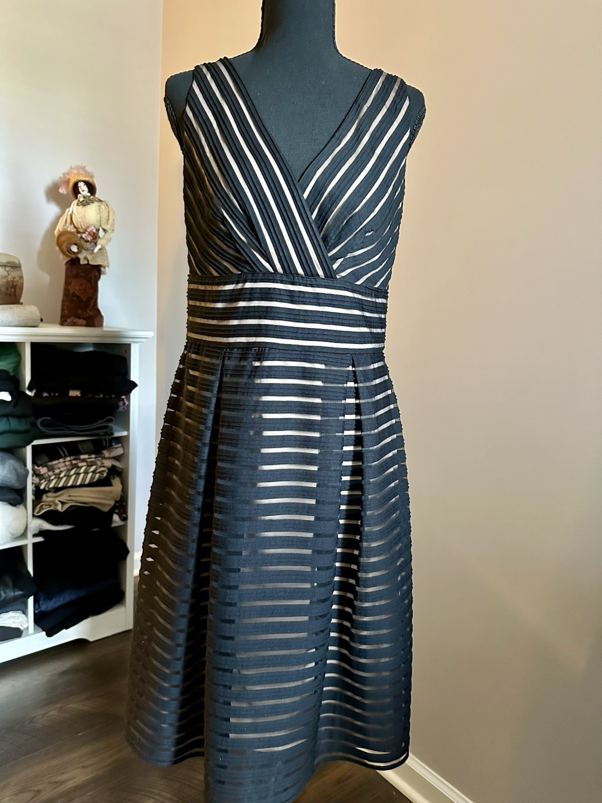 White House Black Market Black & Beige Striped Mesh A-Line Dress – 10