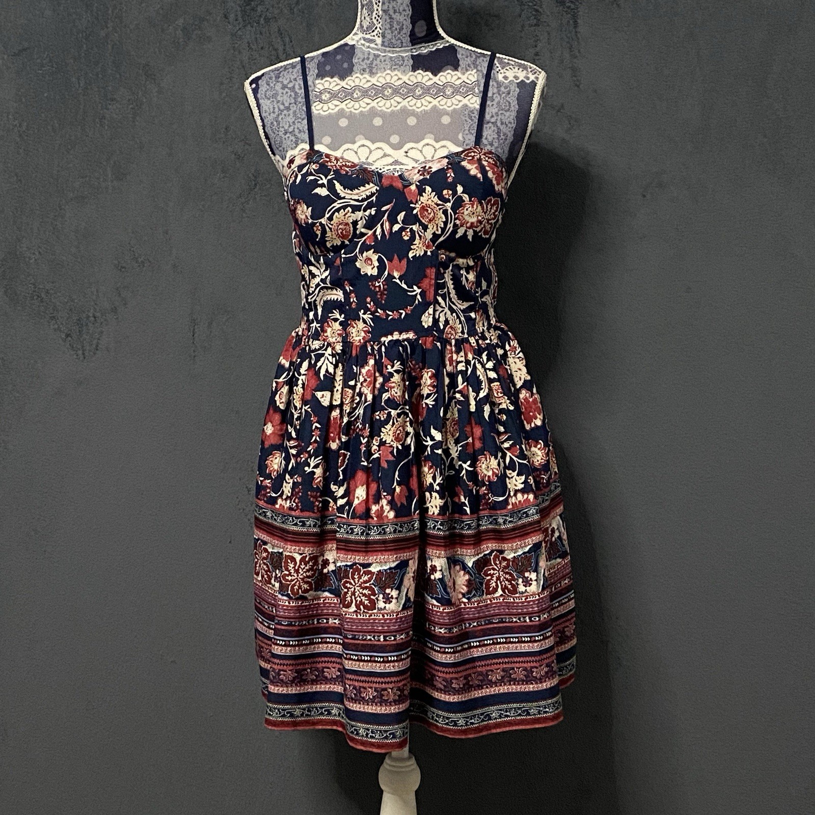 Band of Gypsies Corset Dress Womens L Blue Floral Smocked Sweetheart Fit Flare
