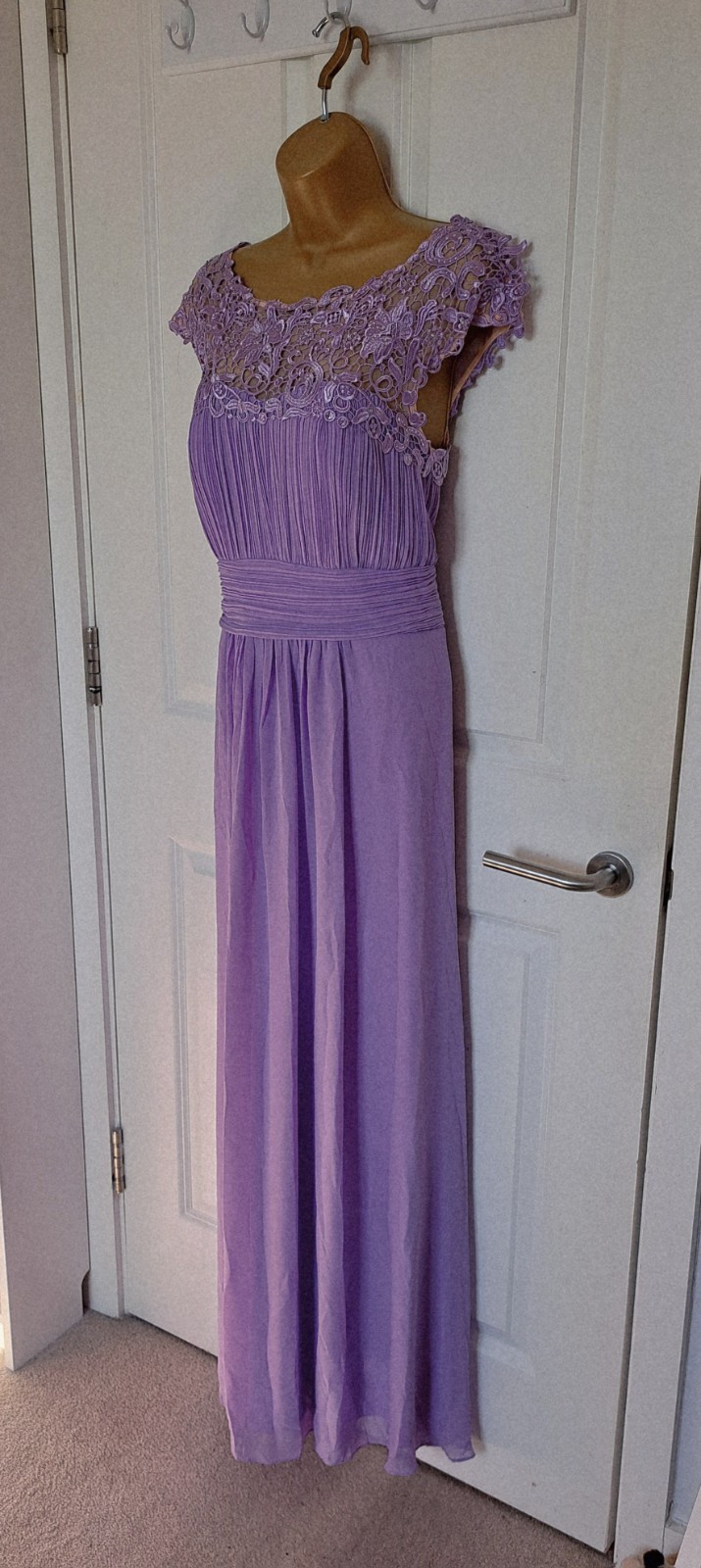 BNWT Ever Pretty Lilac Lace/Embroidered Prom/Special Occasion Dress UK 16/Large