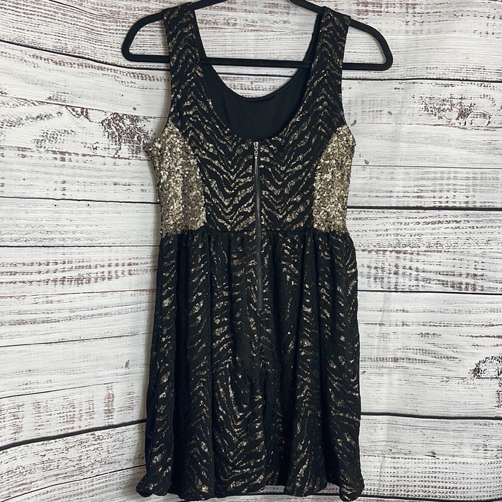 Revolve Hunt no more Dress Womens beaded sequined fit and flare lace mini NWT