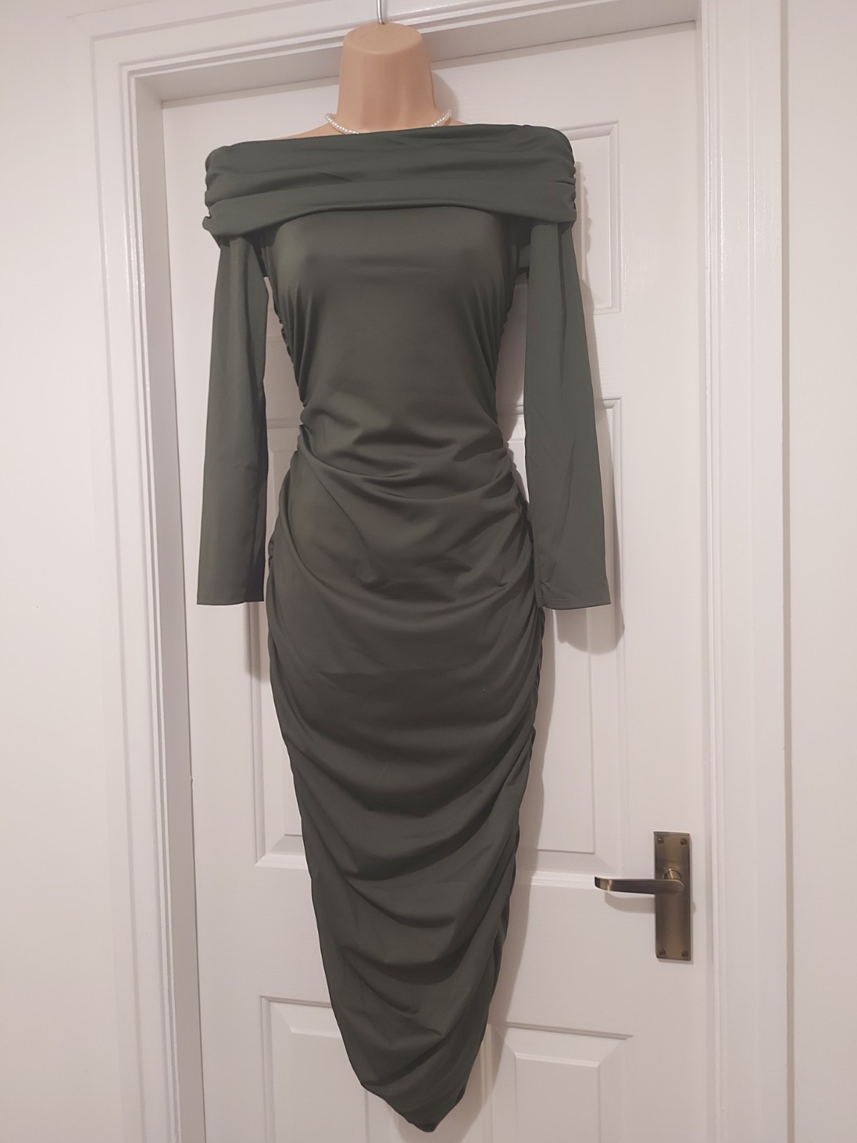 DARK FORREST GREEN SLINKY OFF SHOULDER WIGGLE MIDI EVENING/PARTY DRESS Size 14