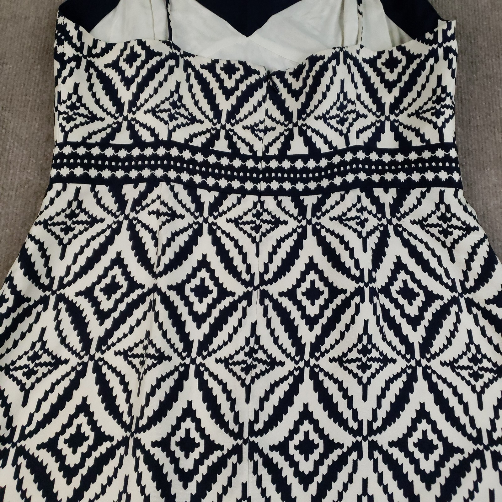 Milly Dress Womens Size 10 Black White 100% Silk Lightweight Straps Lined