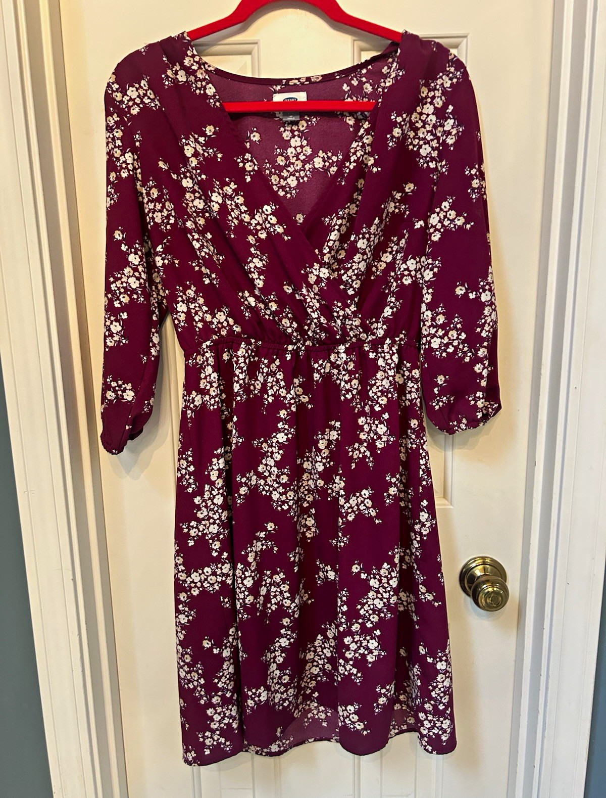 Old Navy Burgundy White Floral V-Neck Wrap Dress 3/4 Sleeve Elastic Waist – Med