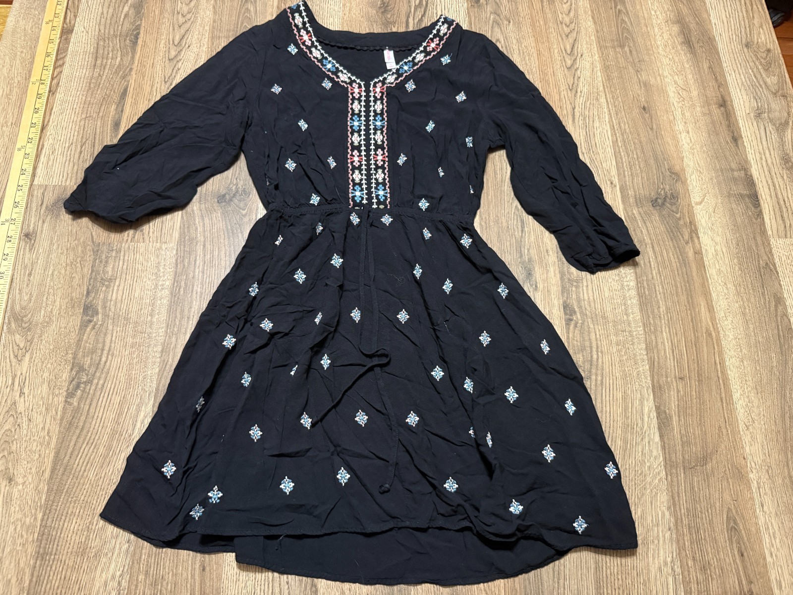 Xhilaration Dress, Womens Size Small Black Pink Red Blue Green Vneck Embroidered