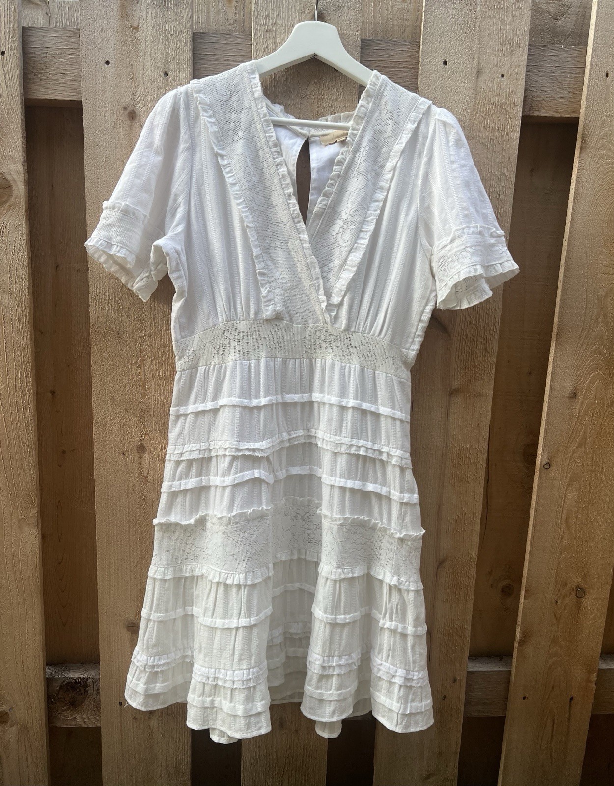 ANTHROPOLOGIE LOVE THE LABEL Off White/Antique White Lace Tiered Dress Large