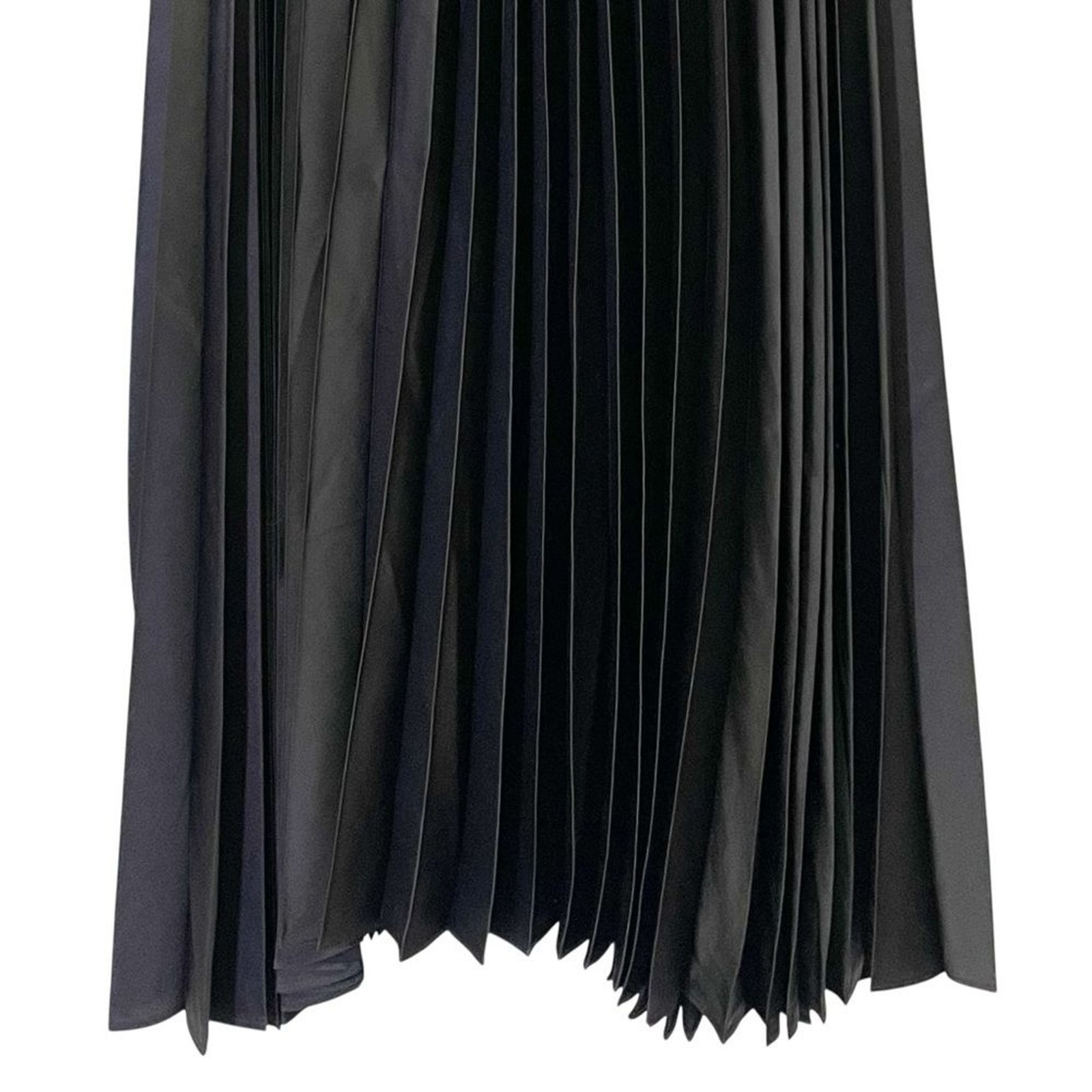 Saks Fifth Avenue Black Satin Pleated Midi Dress Spaghetti Strap V Neck Sz Small