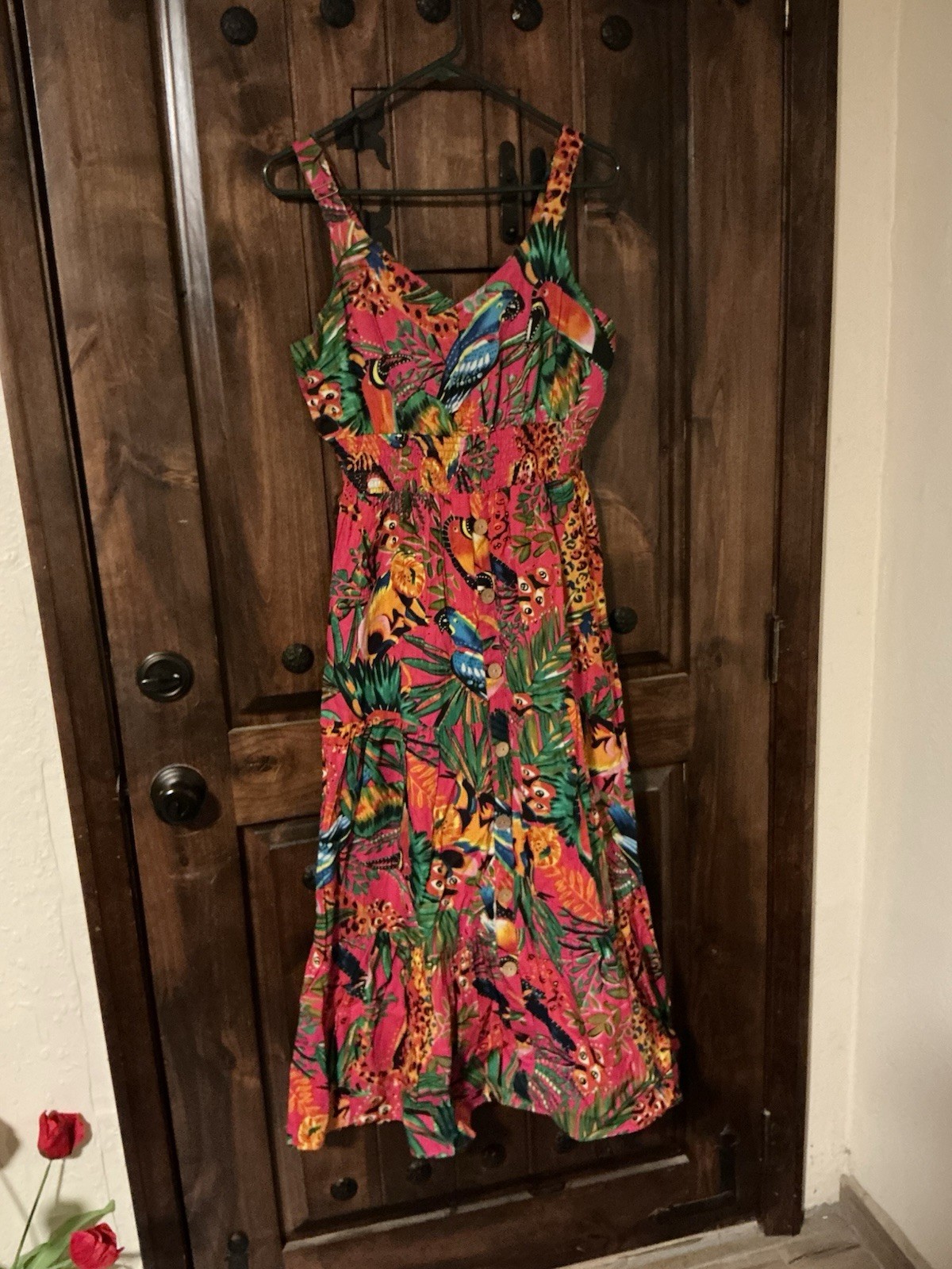 Nation AK Outfits Vibrant Pink Maxi Dress A Tropical Parrot & Macao Print Size M
