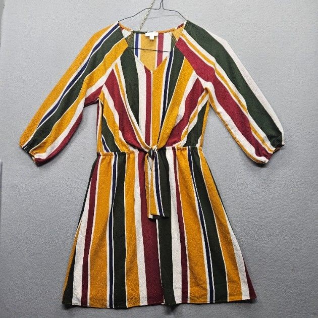 C Women’s Size Small Multicolor Stripe 3/4 Sleeve Tie Front Dress