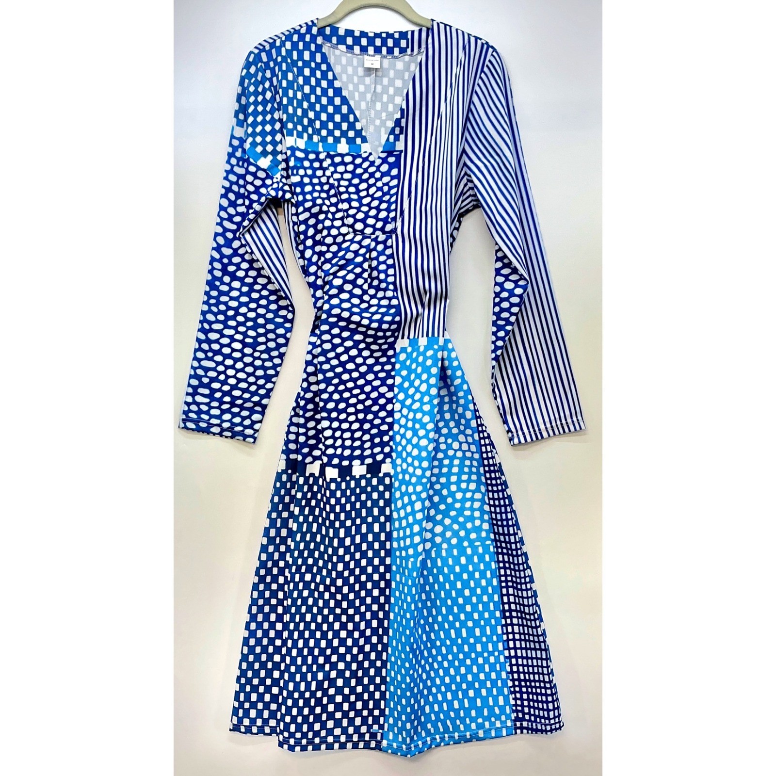 Womens Abstract Patchwork Long Sleeve Kaftan Sz M Blue White Mod Art To Wear