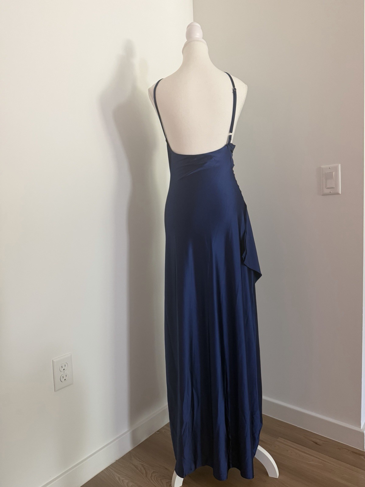 Elegant blue Smooth and stretchy Maxi evening Dress Halter Neck, wedding guest