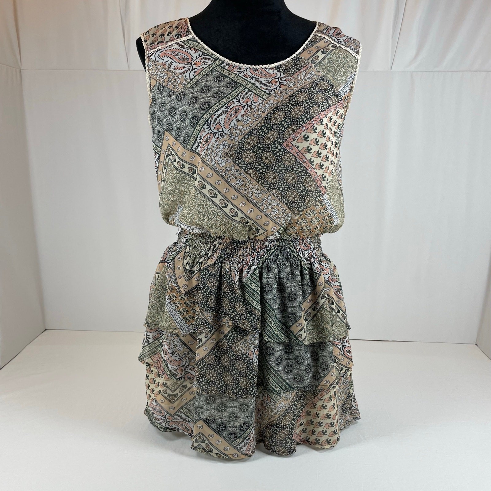 Nylon Apparel Mixed Patchwork Paisley Sleeveless Ruffle Dress Medium