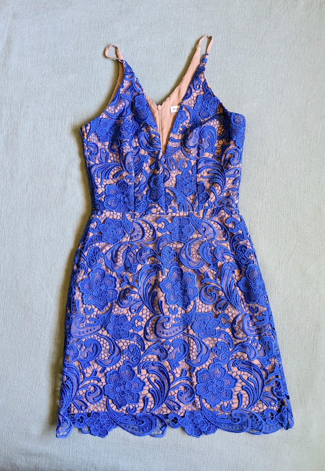 DRESS the POPULATION | Blue/Nude “Allie Ava” Embroidered “Venice Lace” Mini ✨MED