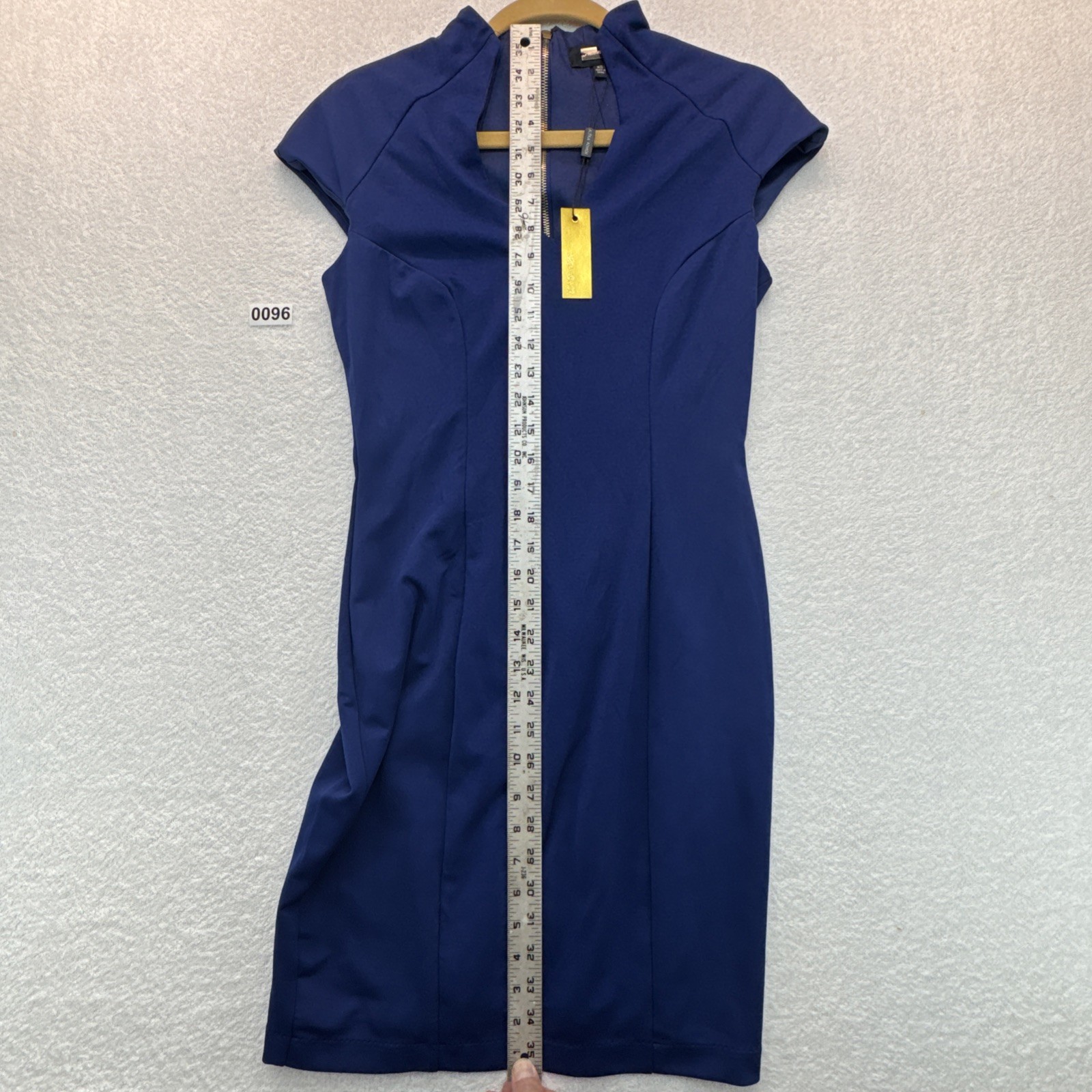 NEW Alexia Admor Cap Sleeve Sheath Dress Fitted Navy Gold V Neck XS Bin 3 Tag 96