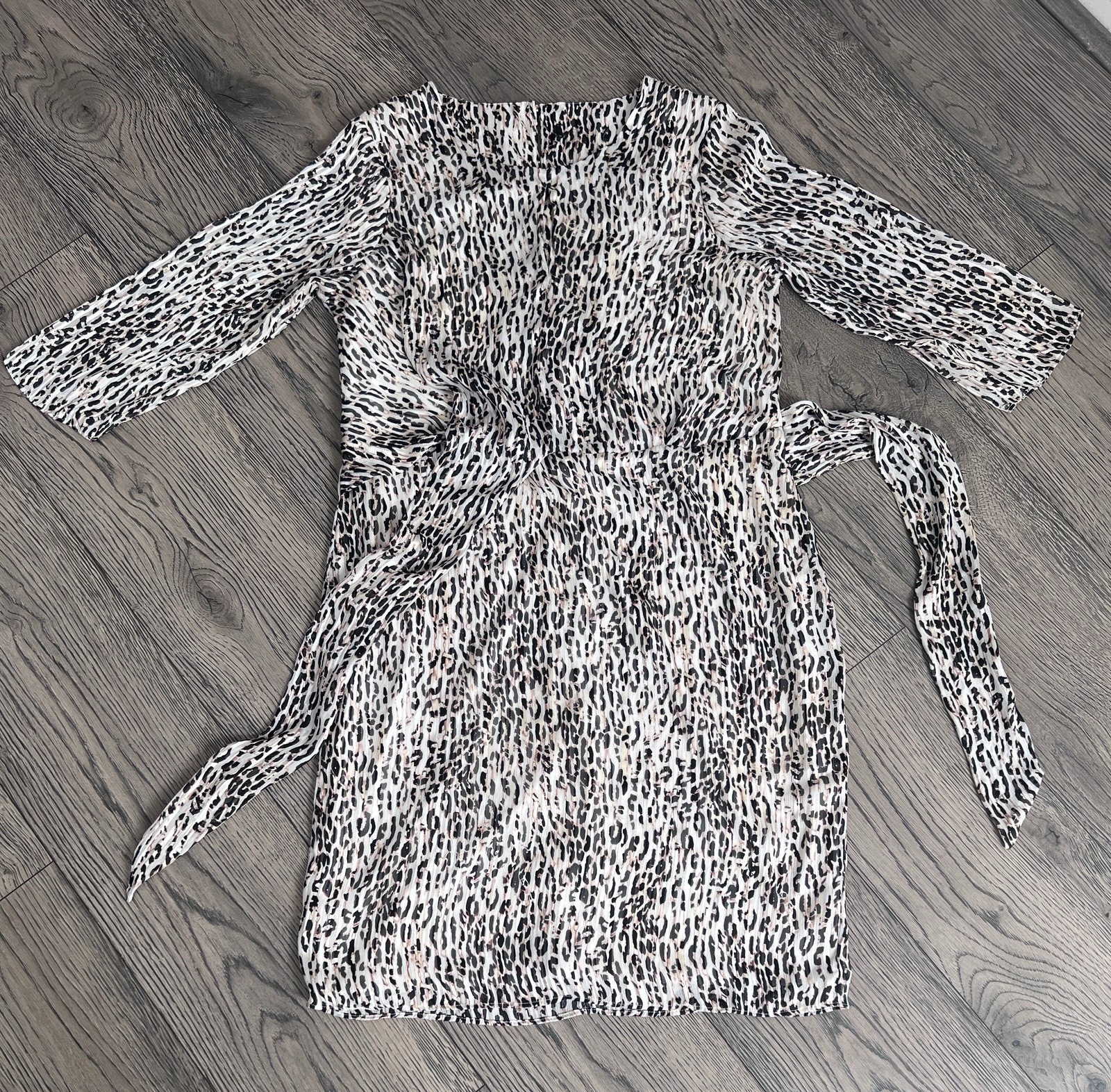 Unbranded Cheetah Print Dress 37inch Length Great Condition