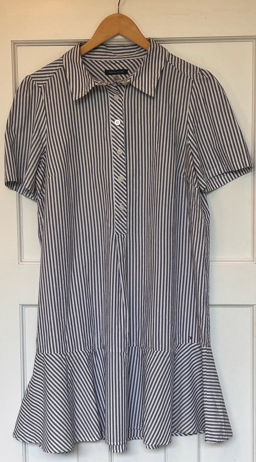 Tommy Hilfiger Women blue and white vertical striped cotton shirt dress Size 12