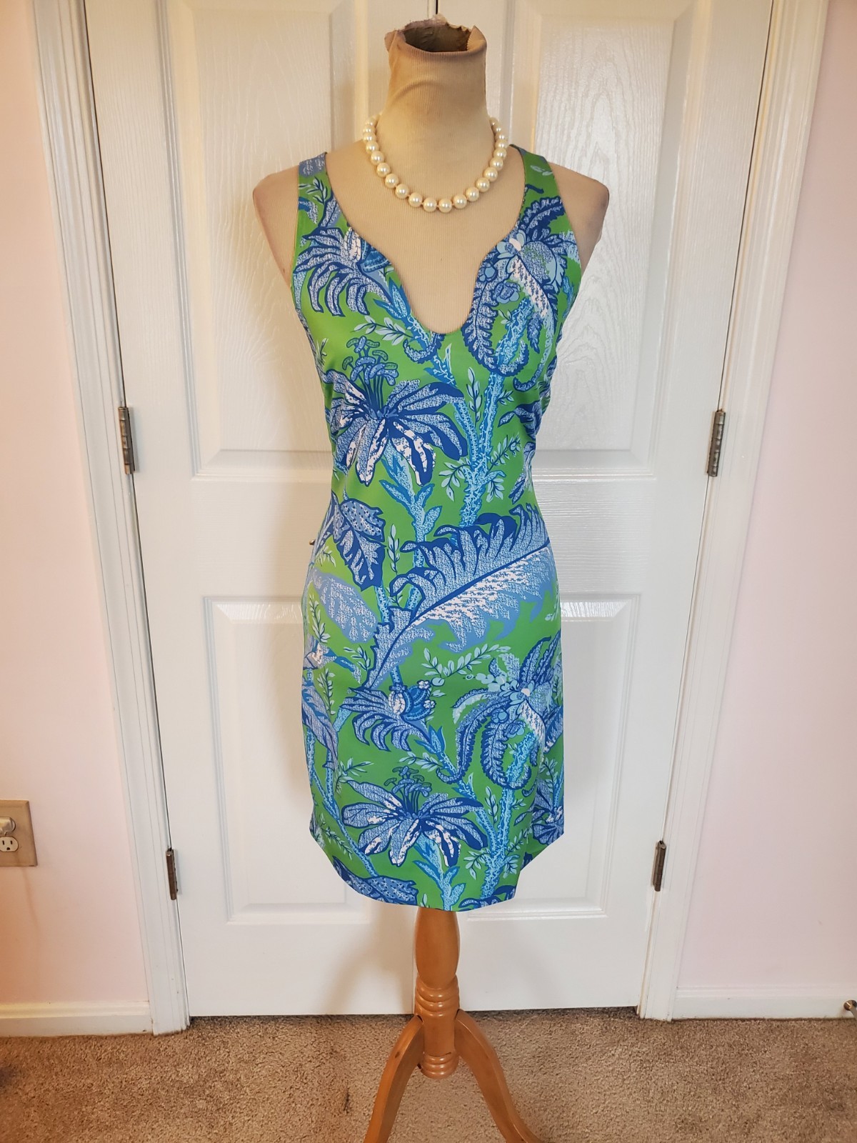 GRETCHEN SCOTT Swerve Palm Swerve Sleeveless Dress w/Blue Green Palms (Size M)