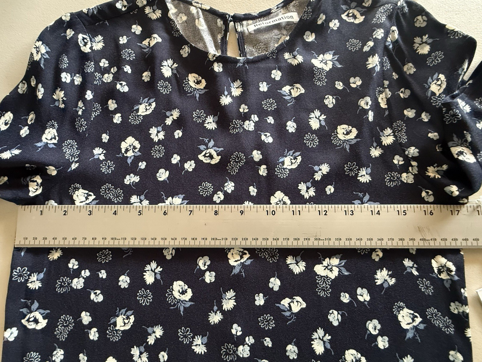 Reformation Beth Dress Blue Floral Mini Keyhole Button Back Shift XS Moody