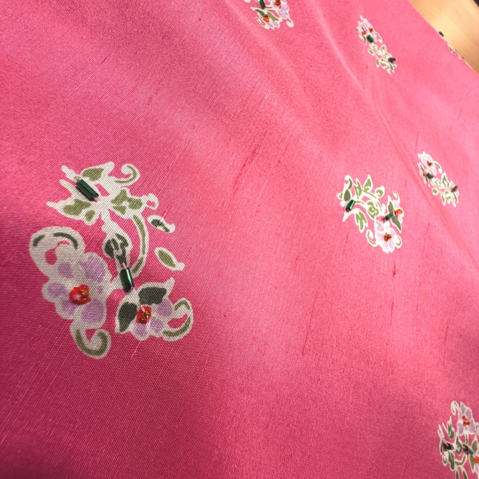 Silk Club Pink Beaded Floral Sheath Dress S 6 Sleeveless Paisley Chic Elegant