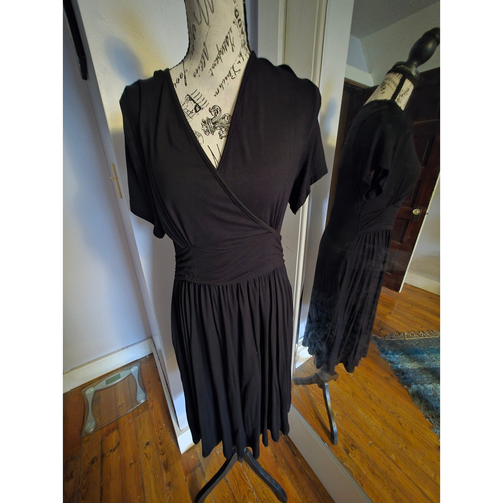 Lilbetter Black Faux Wrap Dress V-Neck Short Sleeve Pocket Midi Size L