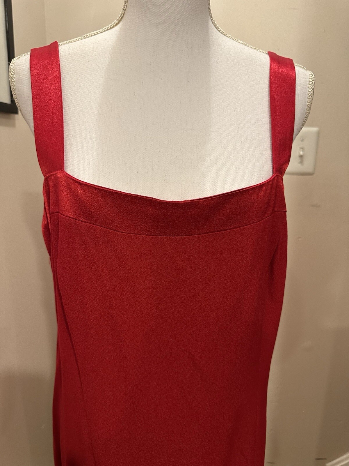 DANI MAX LOIS SNYDER RED 2 PC DRESS SET. SIZE 14. PREOWNED. EXCELLENT CONDITION.
