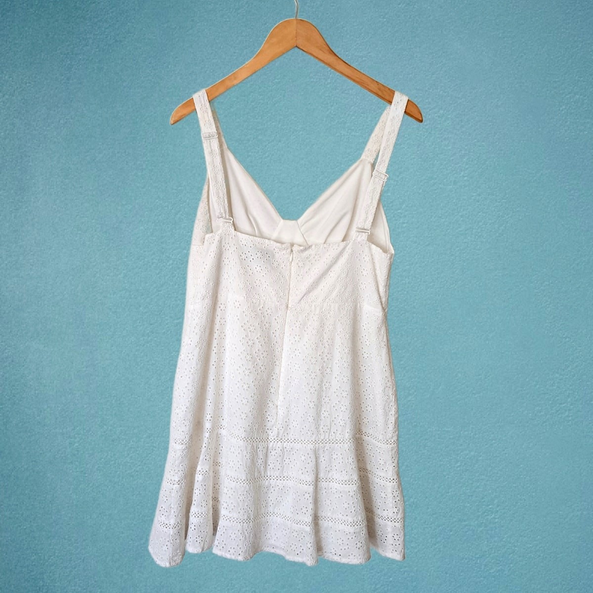 Anthropologie Mare Mare Tatum White Eyelet Mini Dress Large Flare Hem Coquette