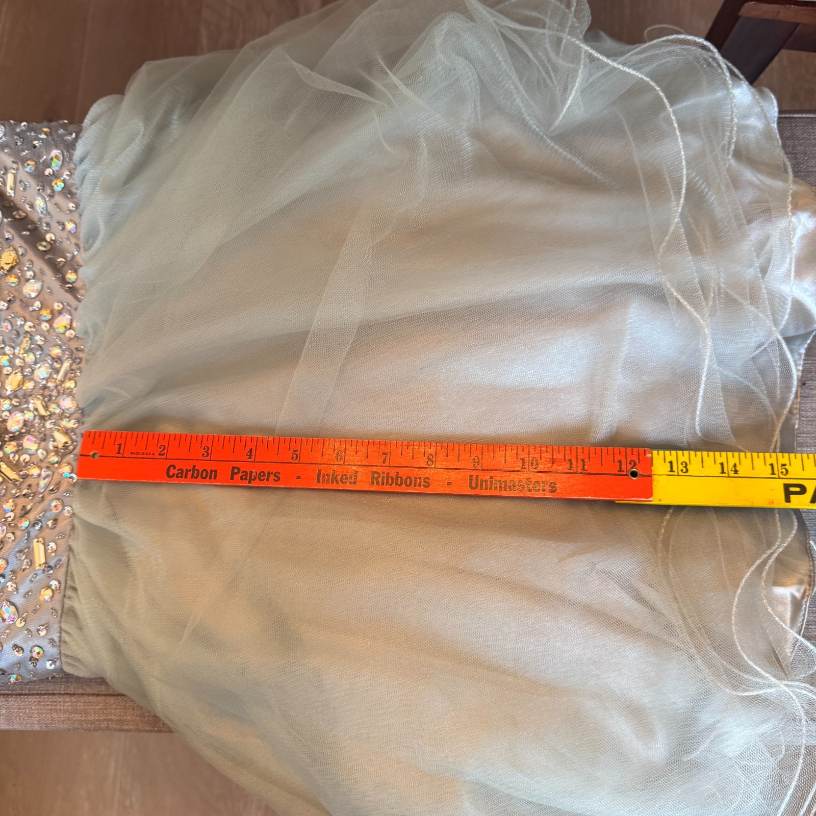 NWT GLS Limited Edition Strapless Beaded Tulle Prom Party Dress L Sage Gray