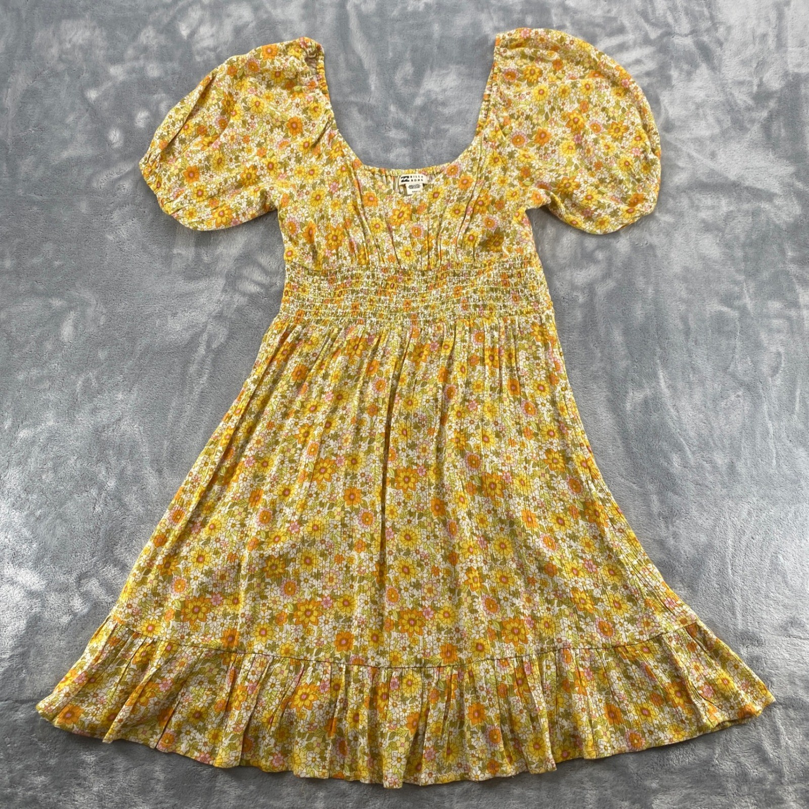Billabong Yellow Floral Smocked Mini Dress Size Small Puff Sleeve Retro Boho