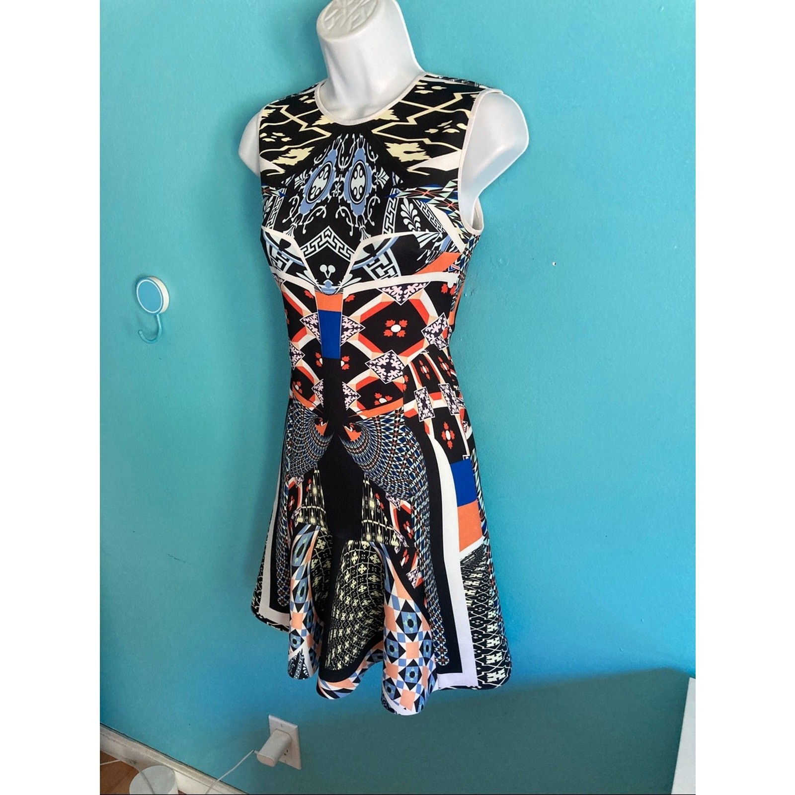Clover Canyon Size XS Neoprene Cuban Tile Dress Fitted Mini Rear Zipper 2014