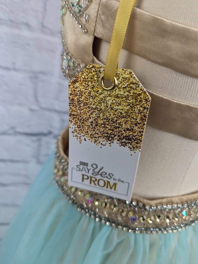 Say Yes to the Prom Juniors’ 2-pc. Embellished Ball Gown Mint Size 7/8 Cropped