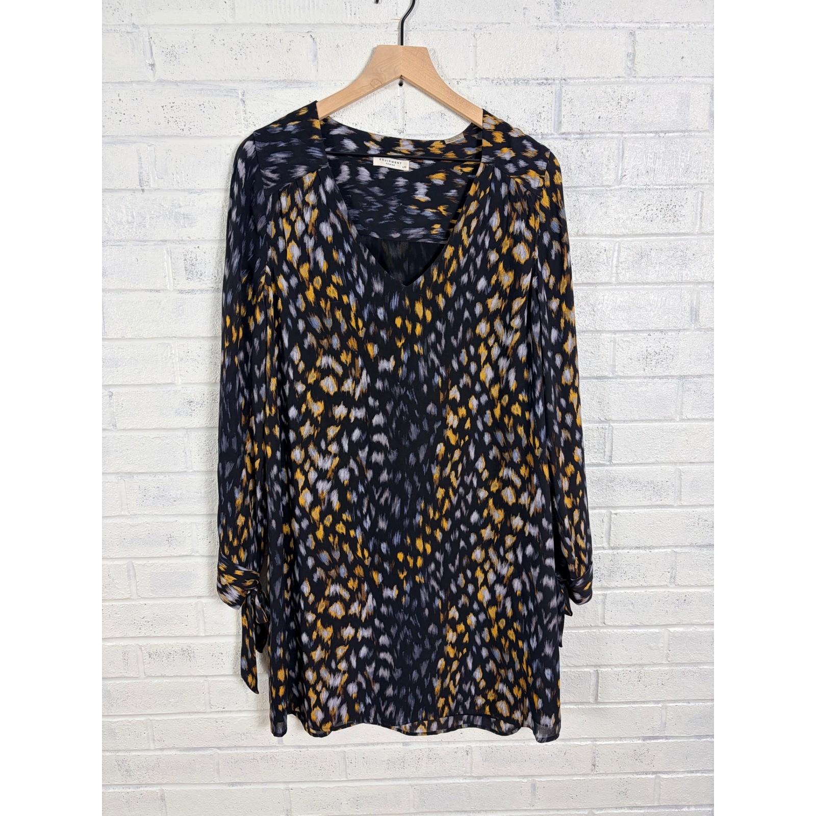 Equipment Silk Shift Dress Womens L Black Abstract Print Tie Cuff Long Sleeve