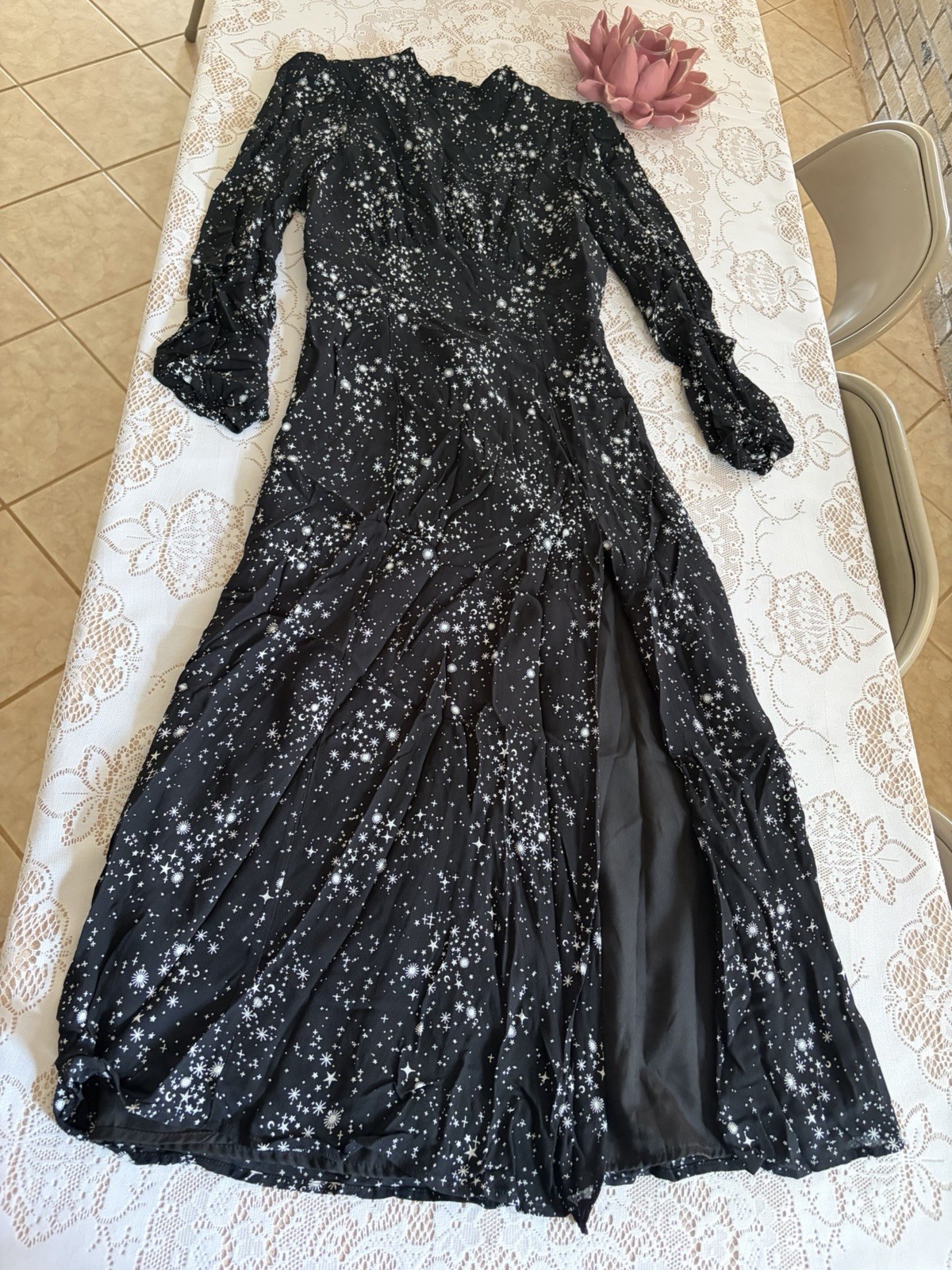 Forever 21 Black Dress With White Star Print Open Back And Slit Size Small