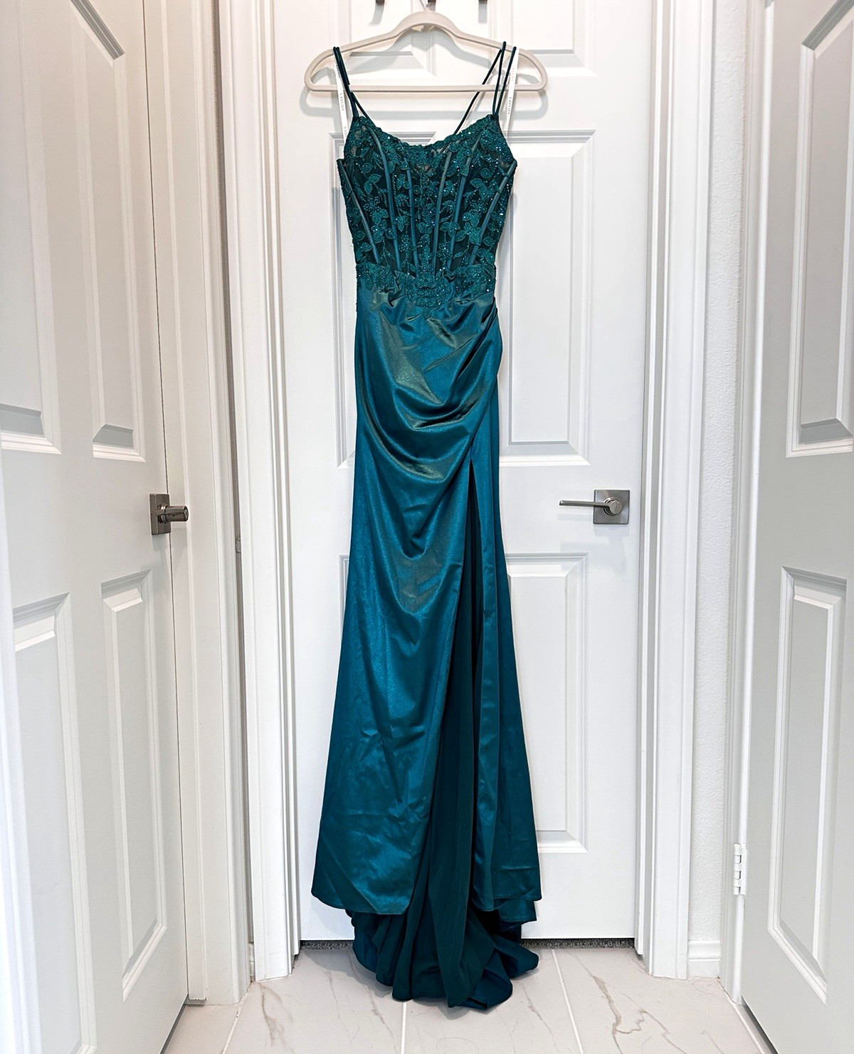 Amarra Teal Beaded Lace Corset Lace-Up Sweetheart Long Formal Gown Size 4
