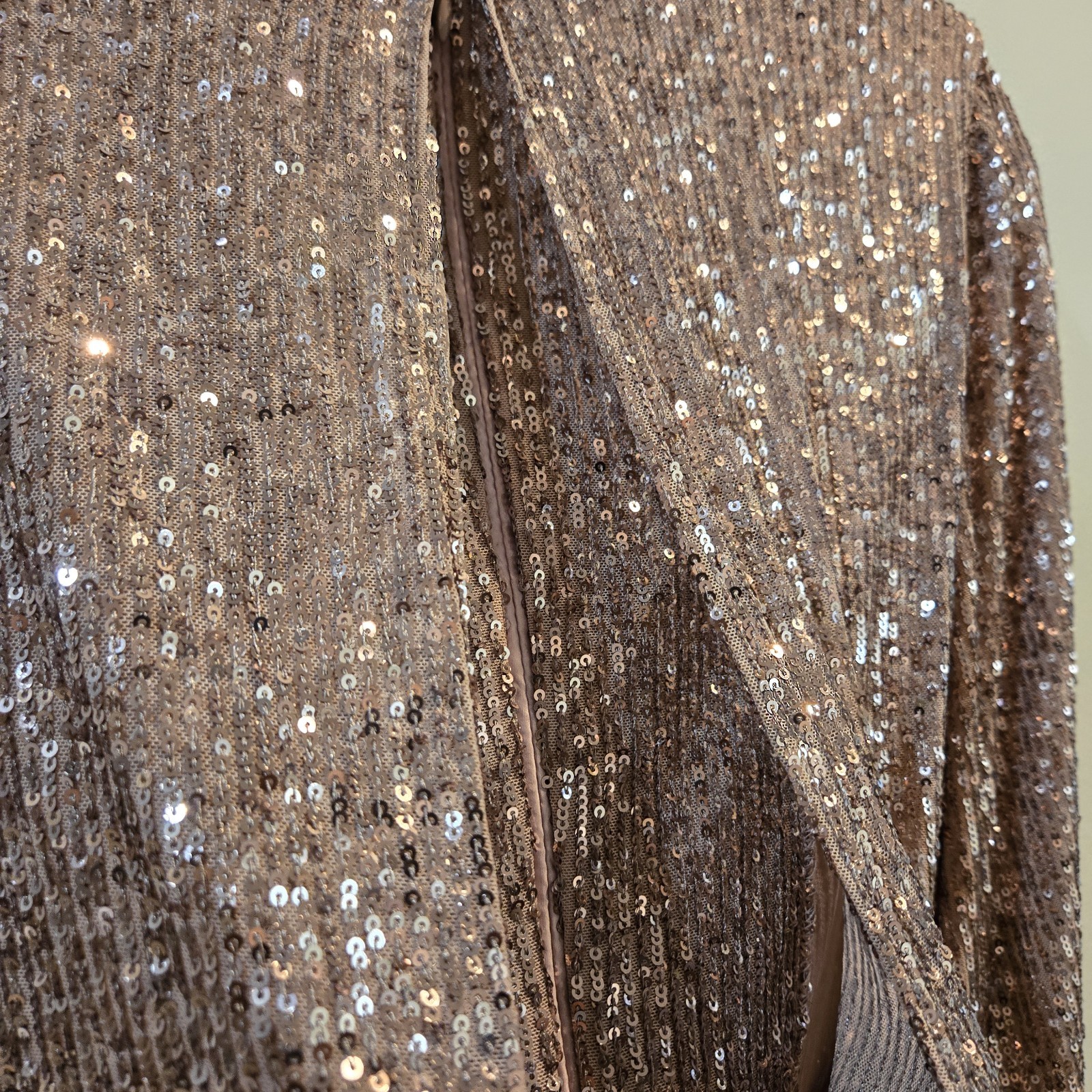Eliza J Cocktail Sequin Mini Dress~ Rose Gold V-Neck Sheath/Balloon Sleeves NEW