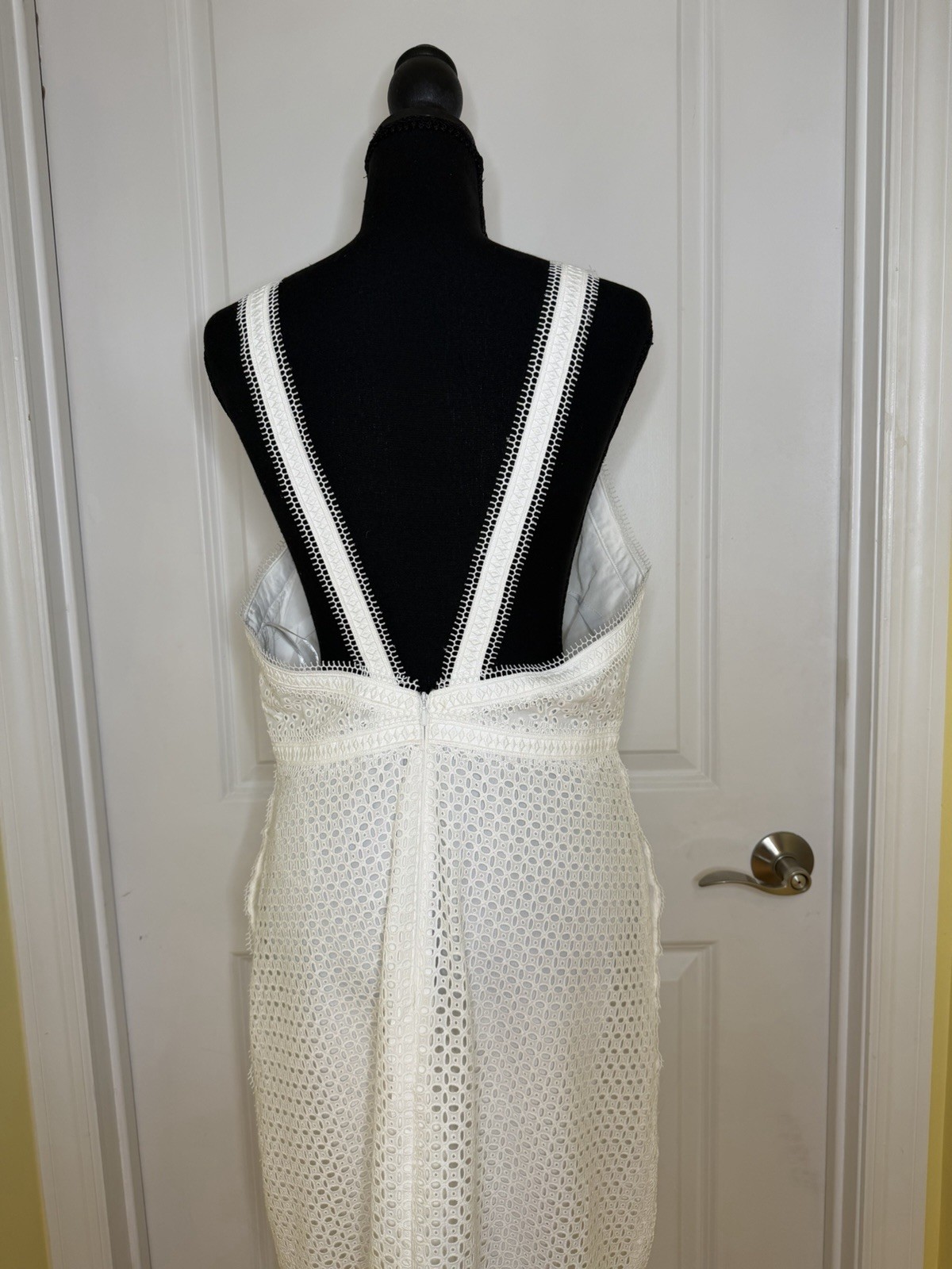 Reiss Lydia White Eyelet Open Back Mini Dress, Size 10, Good Condition