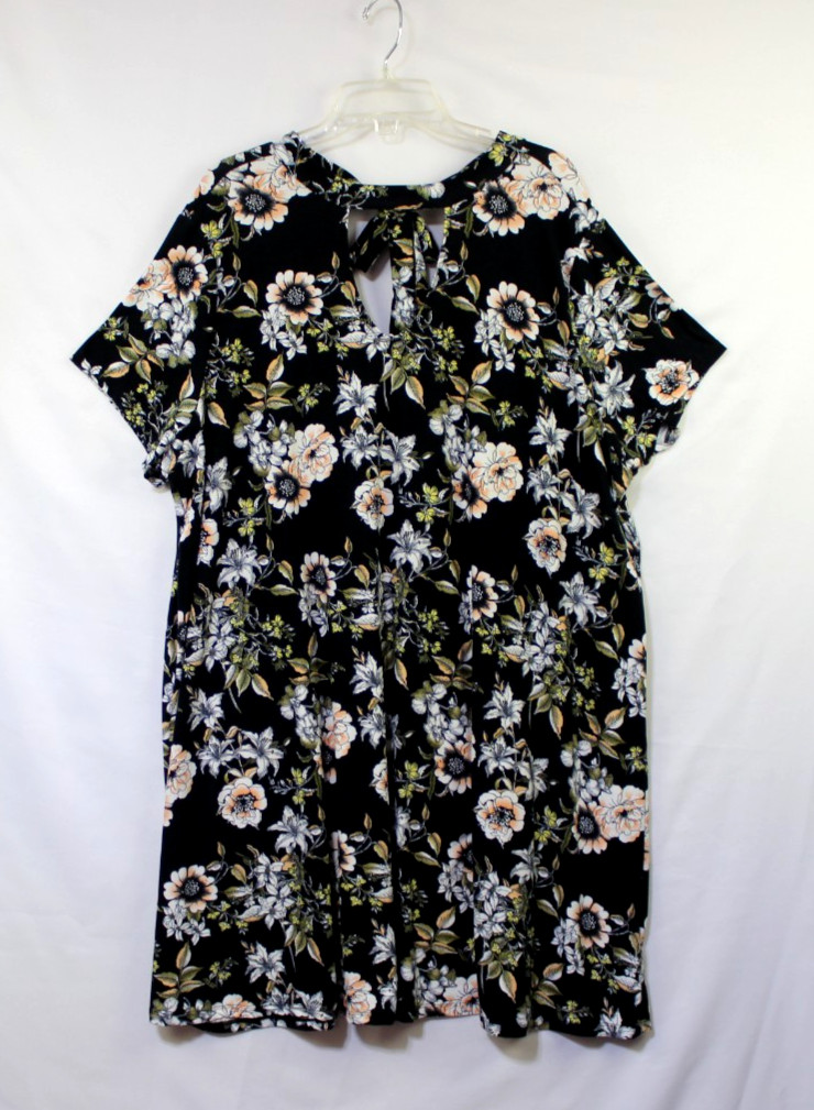 Sauci Plus Soft Black Floral Dress Rear Neck Ties Women’s Sz 3X