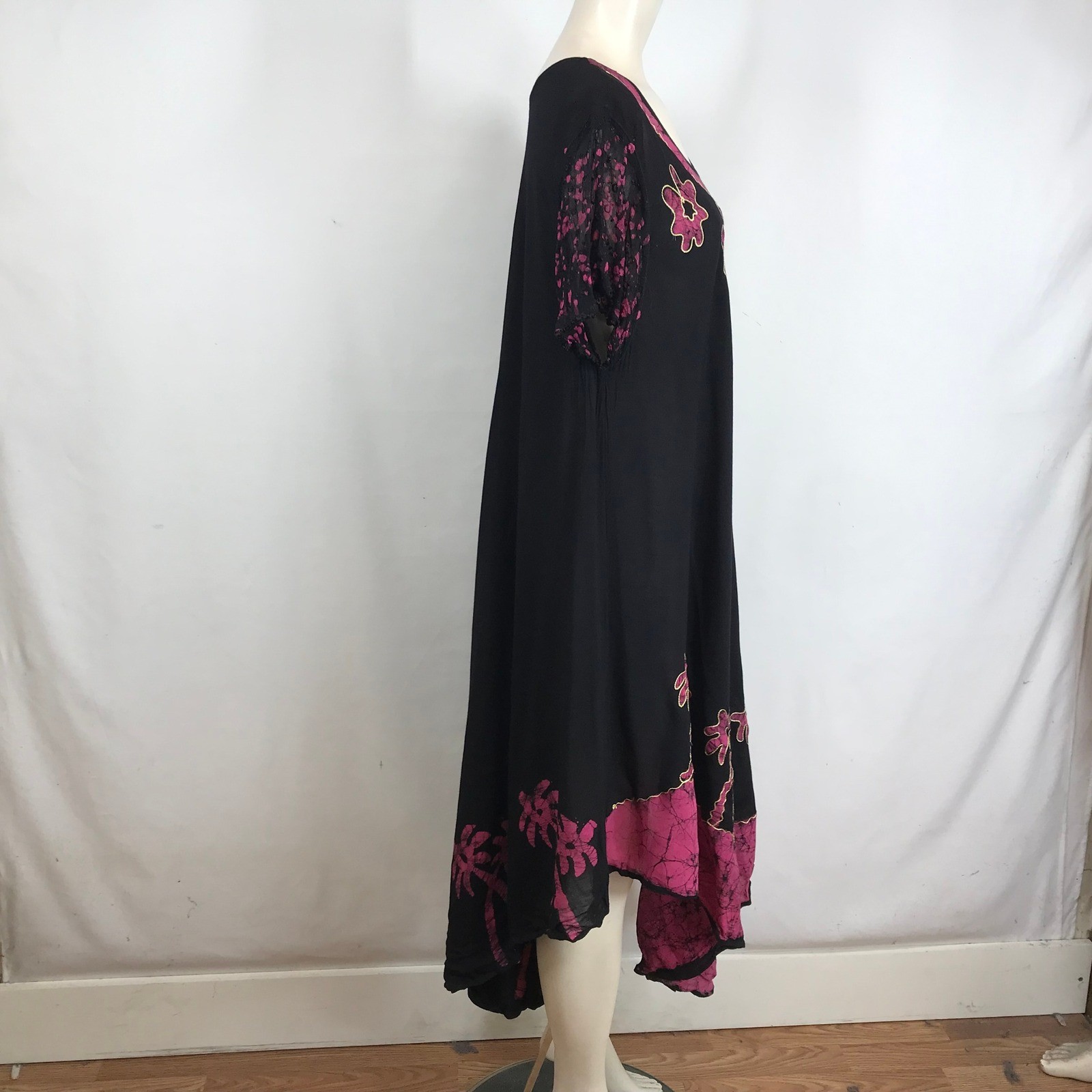Sakkas Womens Batik Palm Tree Handkerchief Hem Dress Black Pink One Size 900A