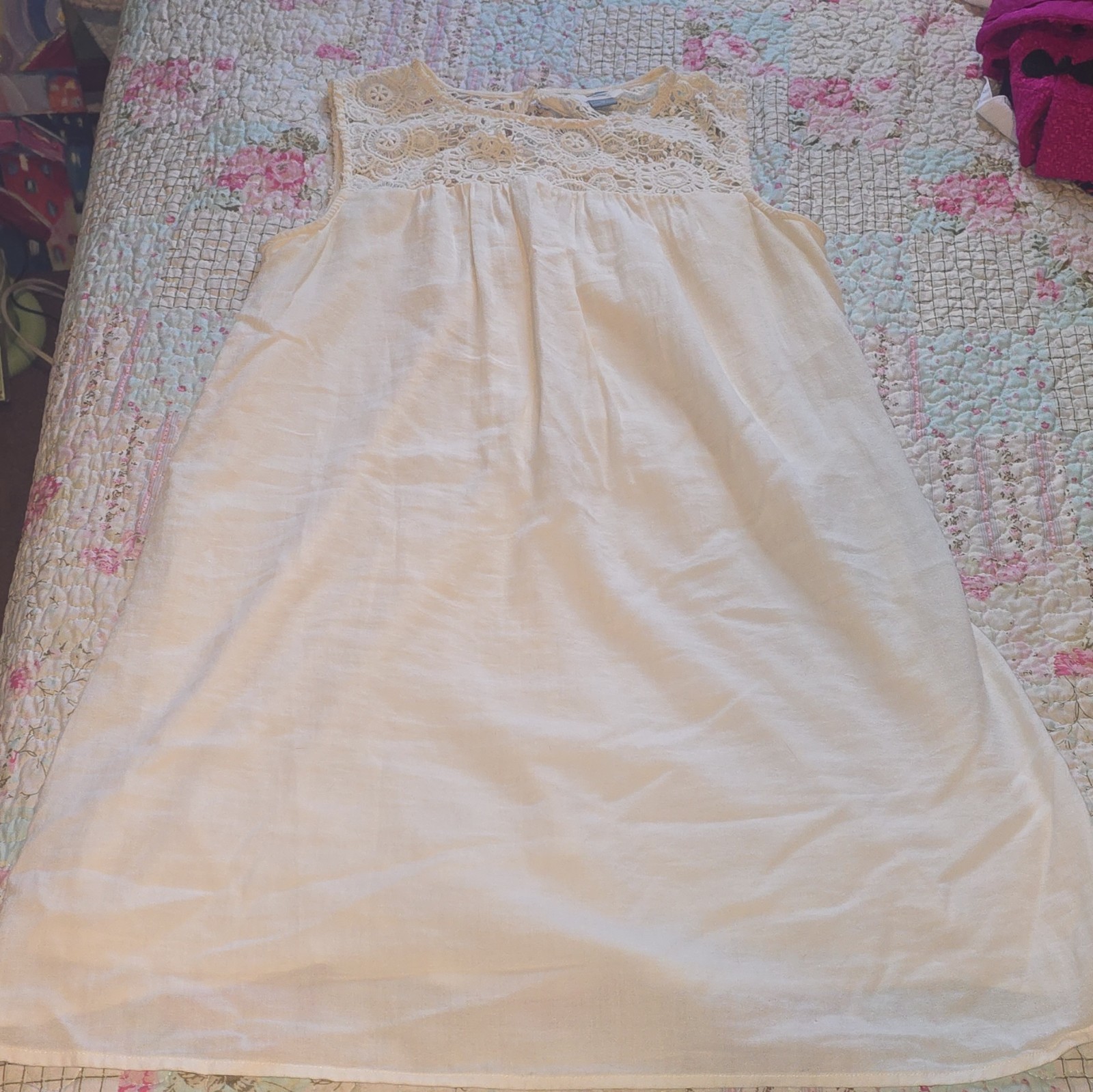 Old Navy Cream Sleeveless Crochet Lace Boho Yoke Dress Gauze A-Line Mini Size M