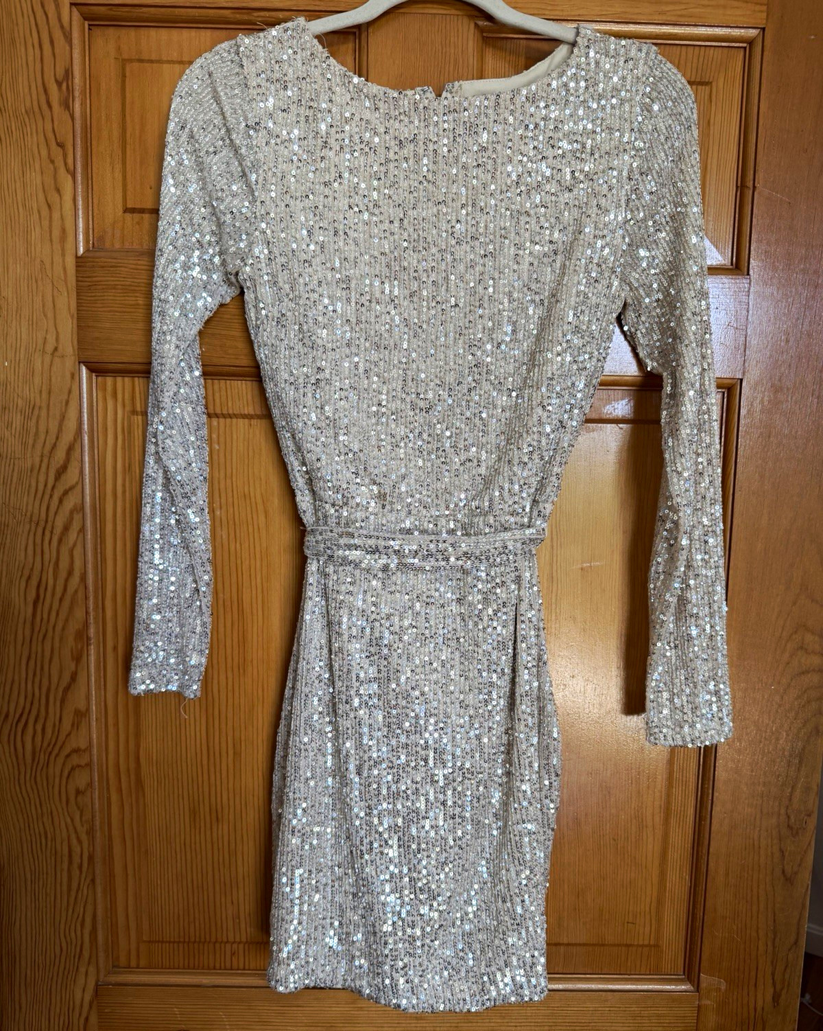 Windsor Silver Sequin Bodycon Mini Dress Long Sleeve Round Neck Stretch M
