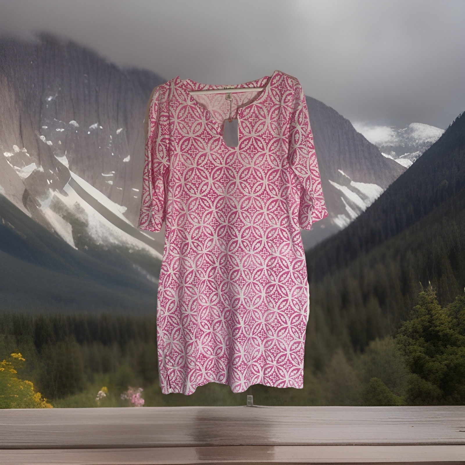 NWT, HATLEY Lucy Dress, Pink/White Tile Medallion Print, Sz L.
