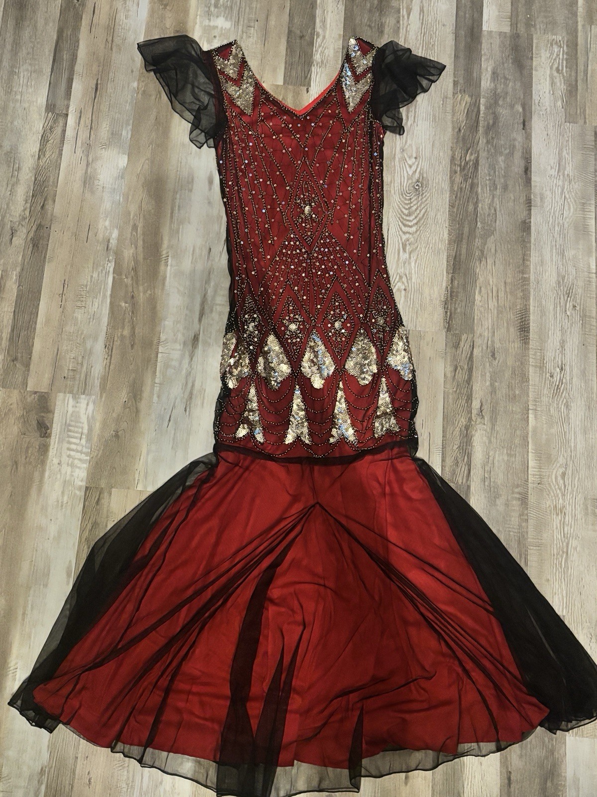 Women’s Red Black Gold Sequin Beaded Long Gown V-Neck Flutter Sheer Sleeve S