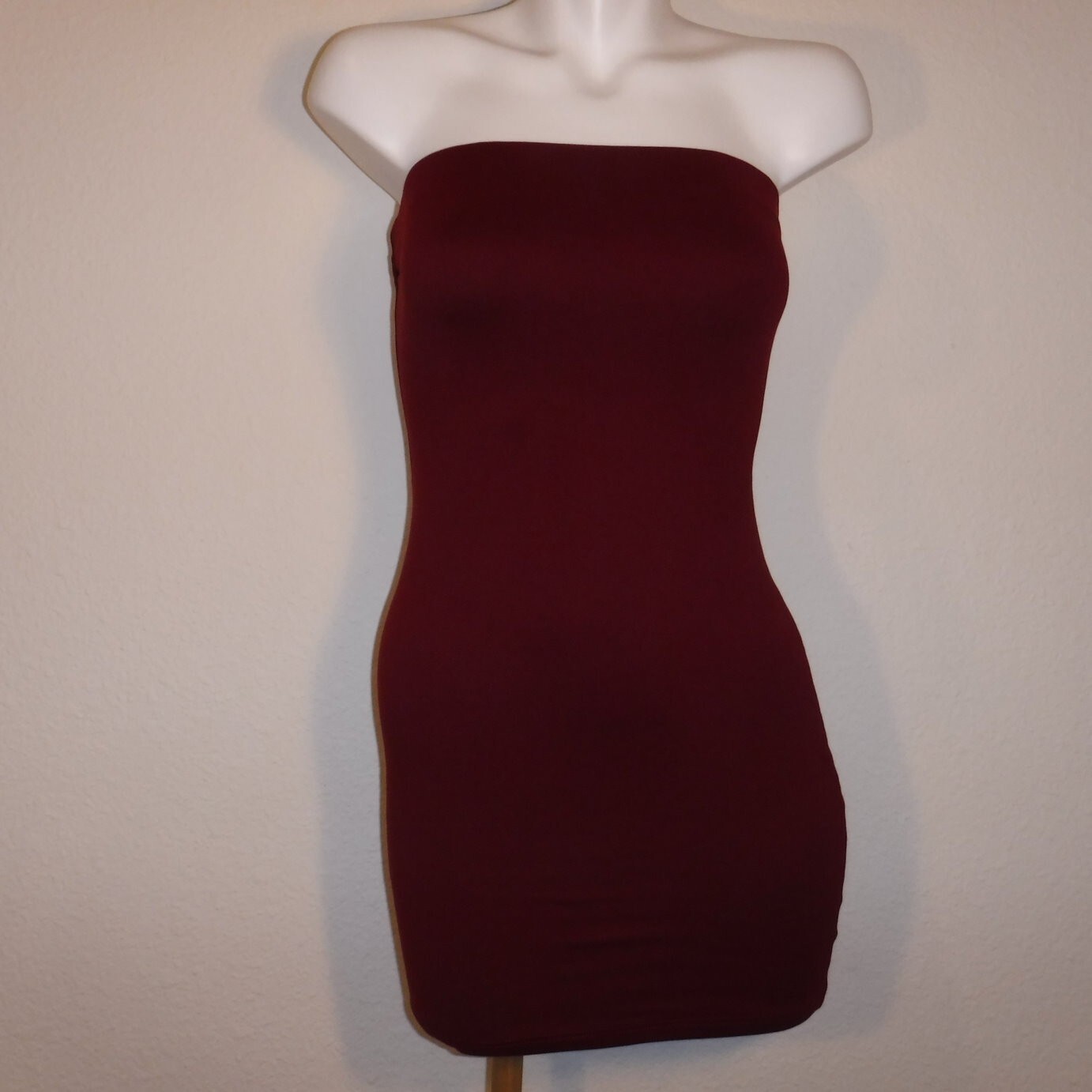 Women’s Dress – Size: Medium