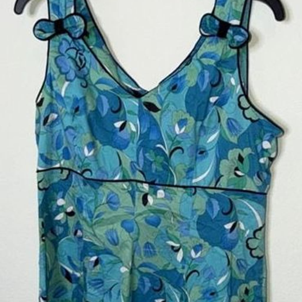 Sag Harbor Sleeveless V-Neck Floral Print Dress with Ribbon Accent Details