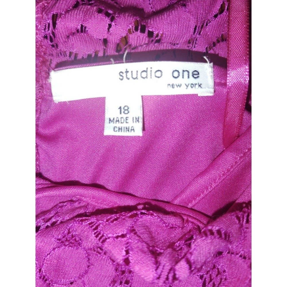 Studio One New York Magenta Pink Floral Lace Sleeveless Cocktail Dress Size 18