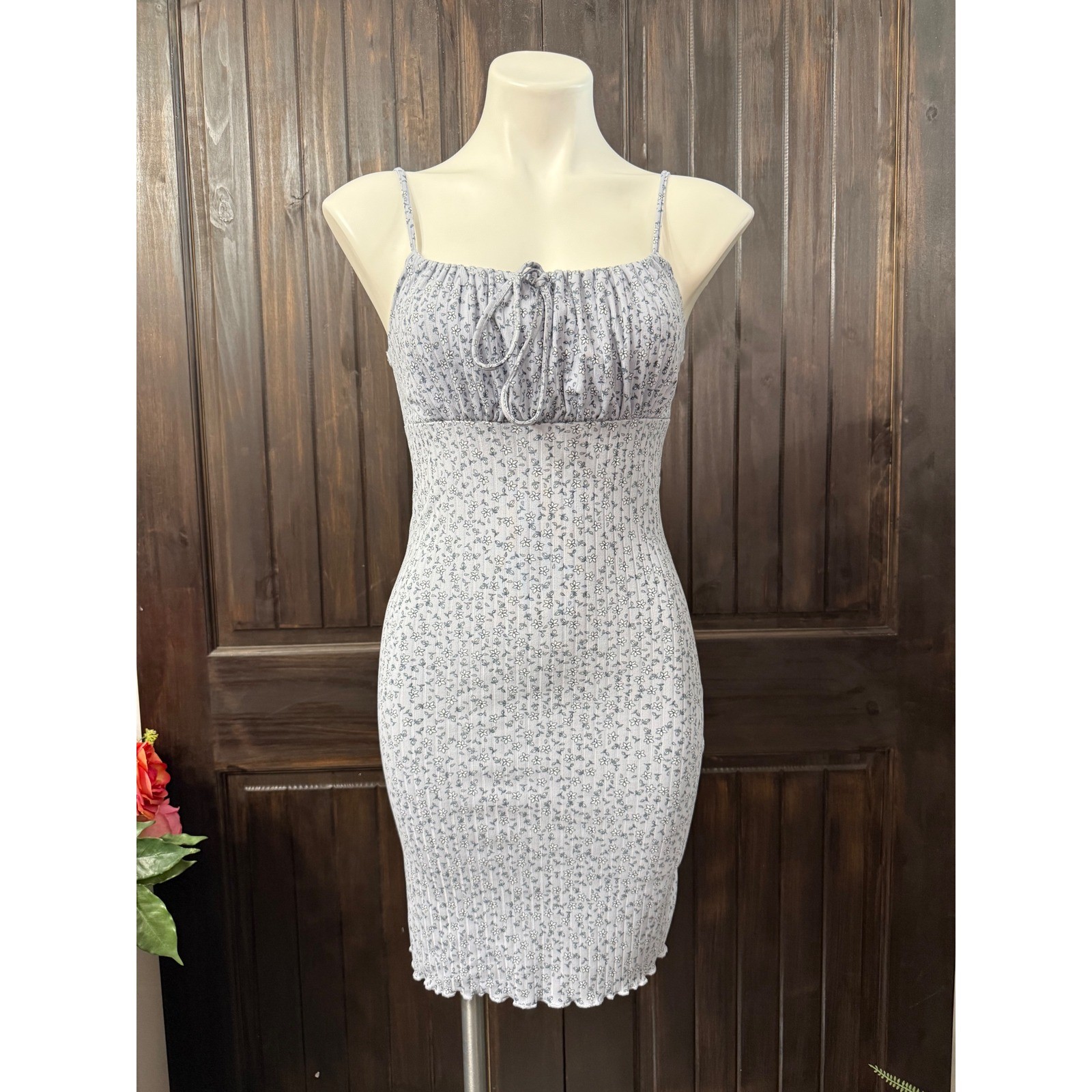 WallFlower Womens Blue Floral Ribbed Bodycon Mini Dress Small Gathered Tie Bust