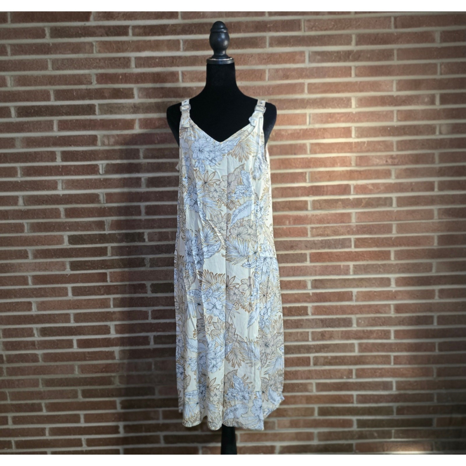 Skye’s the Limit Sleeveless Tropical Floral V-Neck Dress Medium Cream Tan Blue