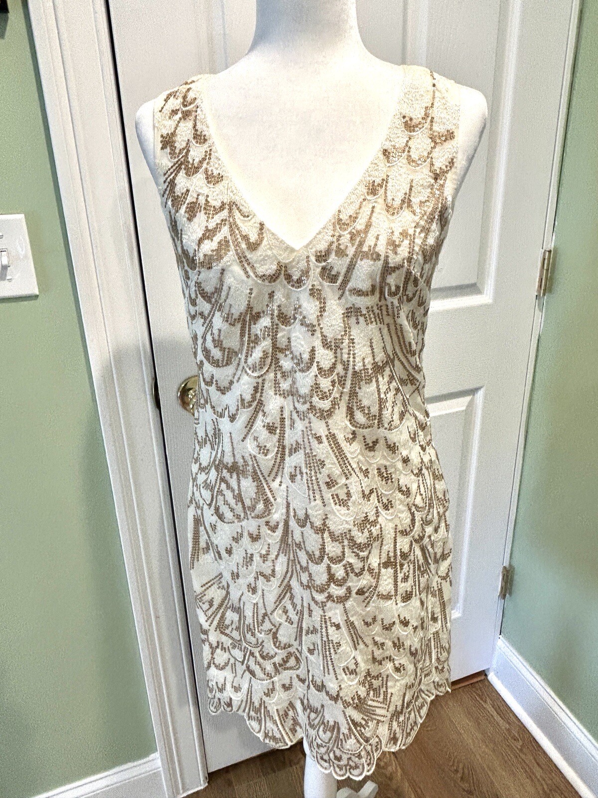Monsoon UK Ivory Gold Cascading Sequins Shift Dress Size 4 Summer Cocktail Party