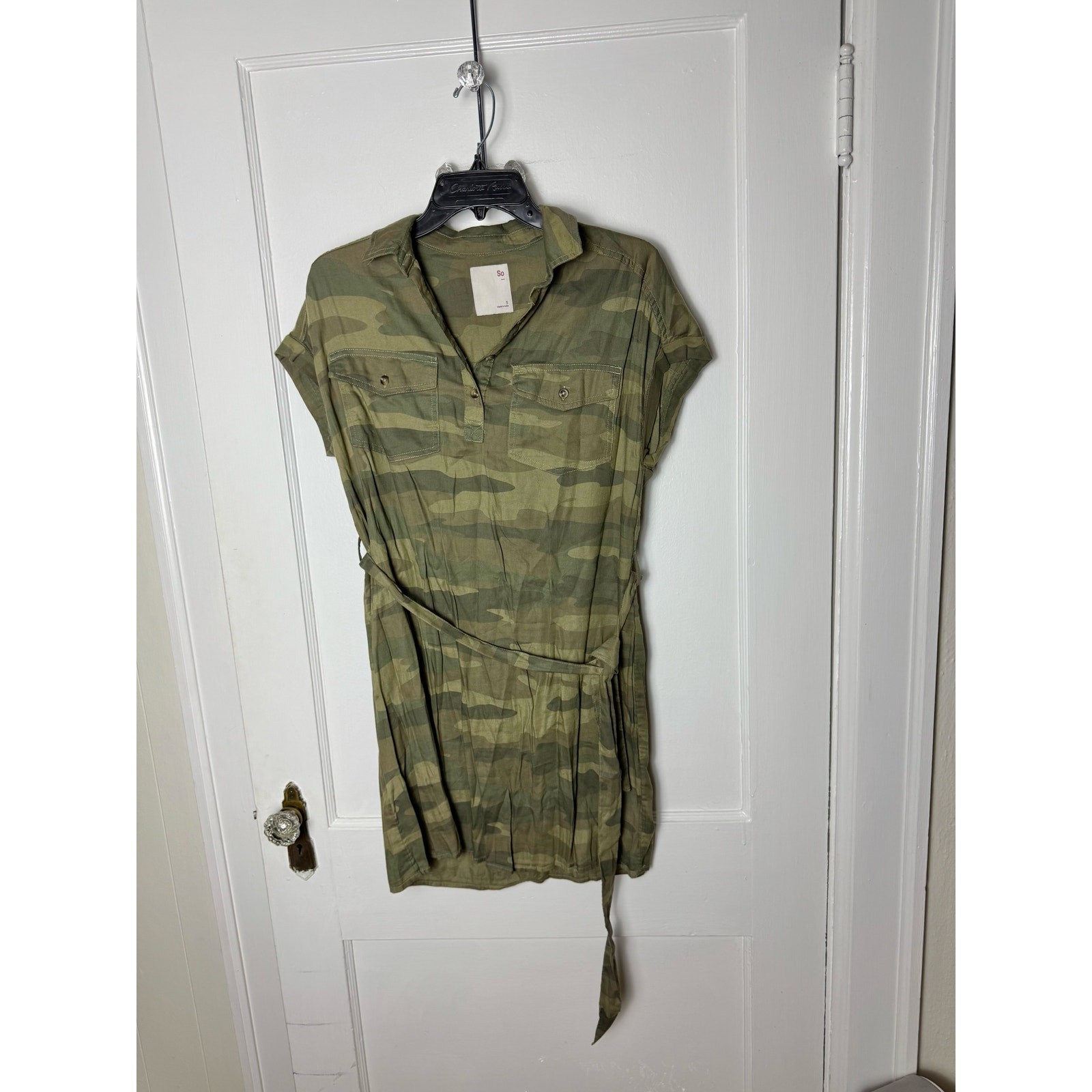 SO Women’s Army Green Camo Collared Mini Tie Belt Shirt Dress Size Small Utility