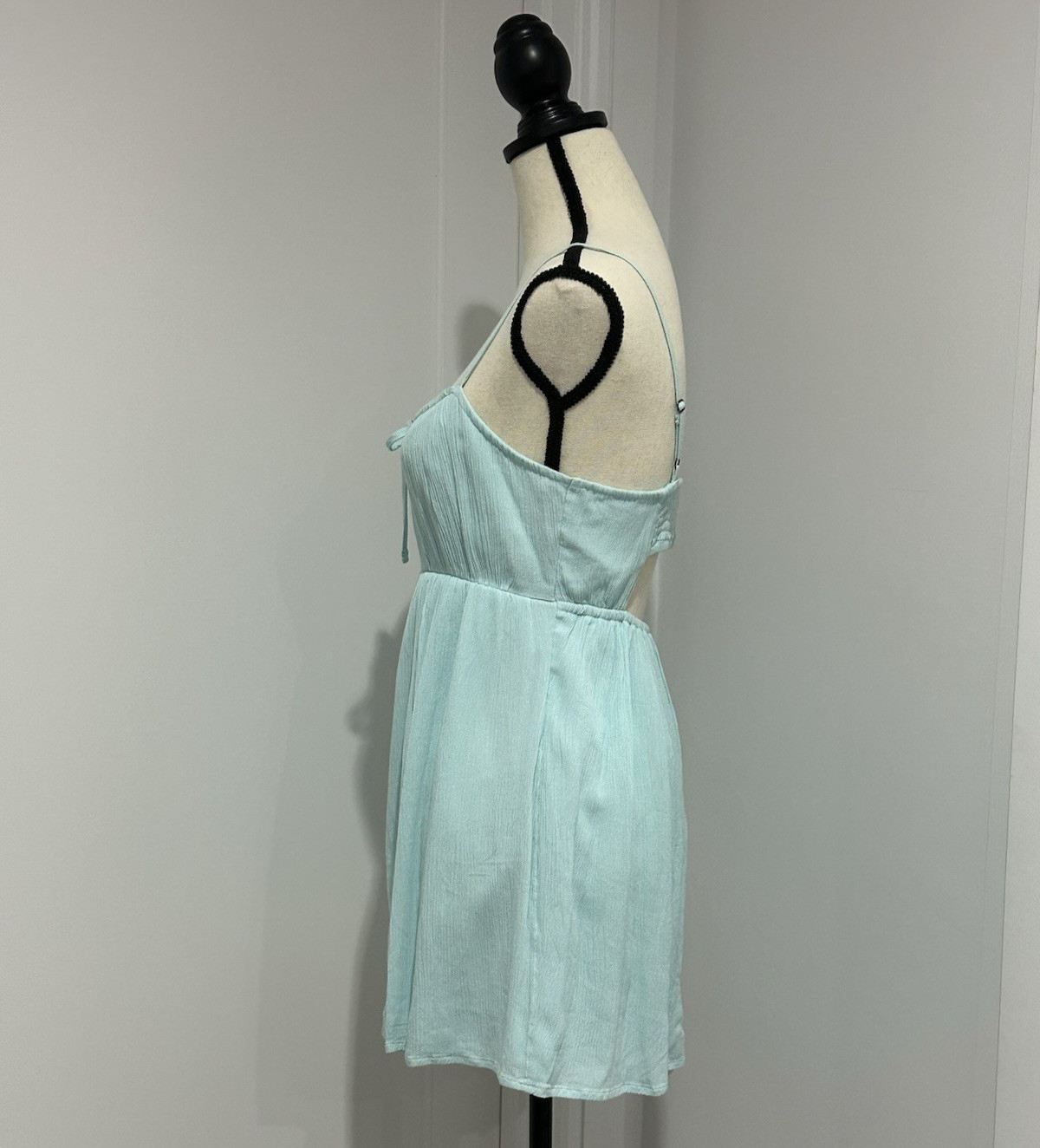 Hollister Womens M Turquoise Viscose Mini Romper Tie Front Smocked Coquette NWT