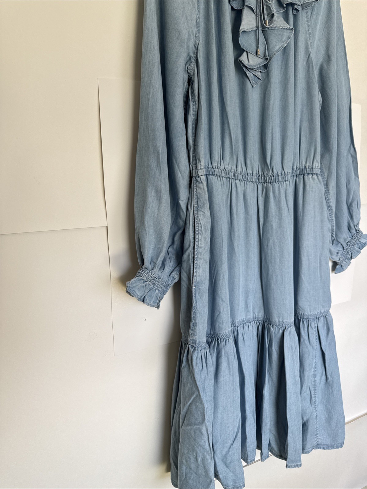 Lauren Ralph Lauren Chambray Dress Ruffle Neckline Tiered Skirt Size10 NWT