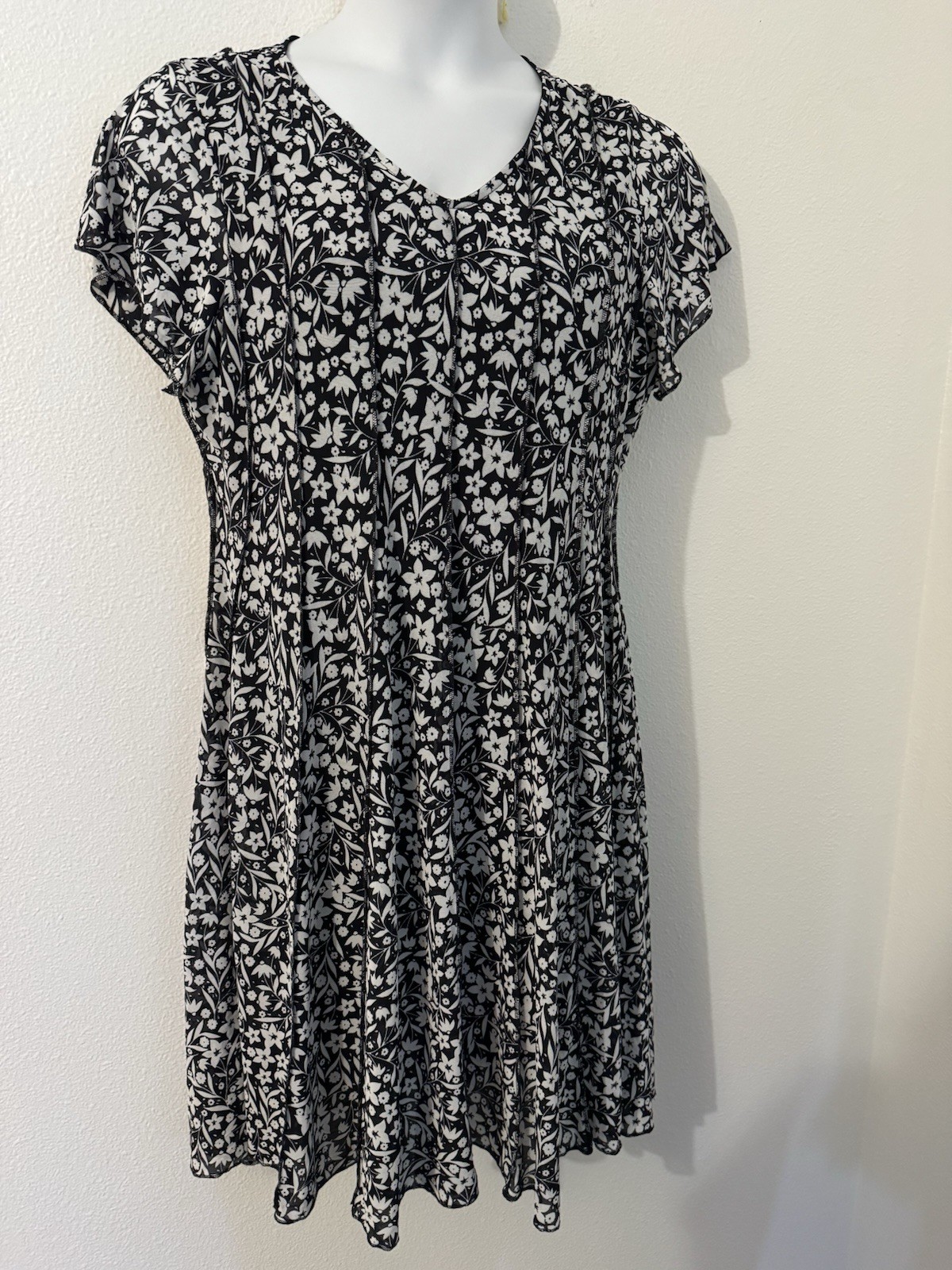 Coldwater Creek Size PXL Midi Dress Floral Print Black White Skater Lined Knit